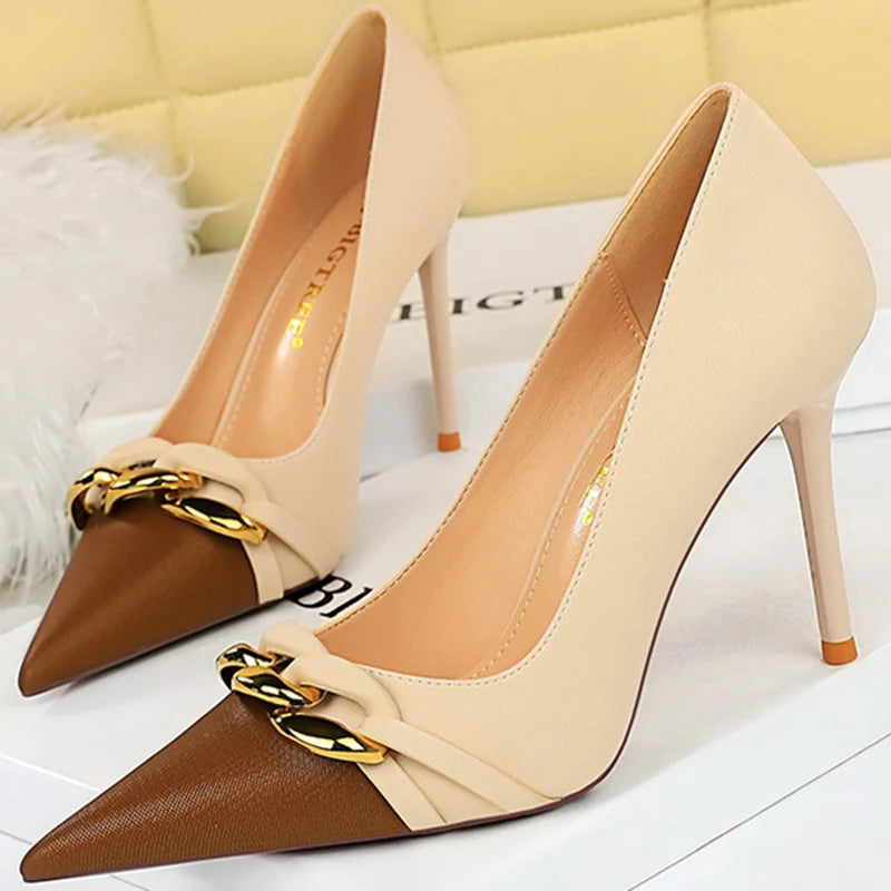 Funki Findz | Shoes | Women's Two Toned Buckle Toe Pumps