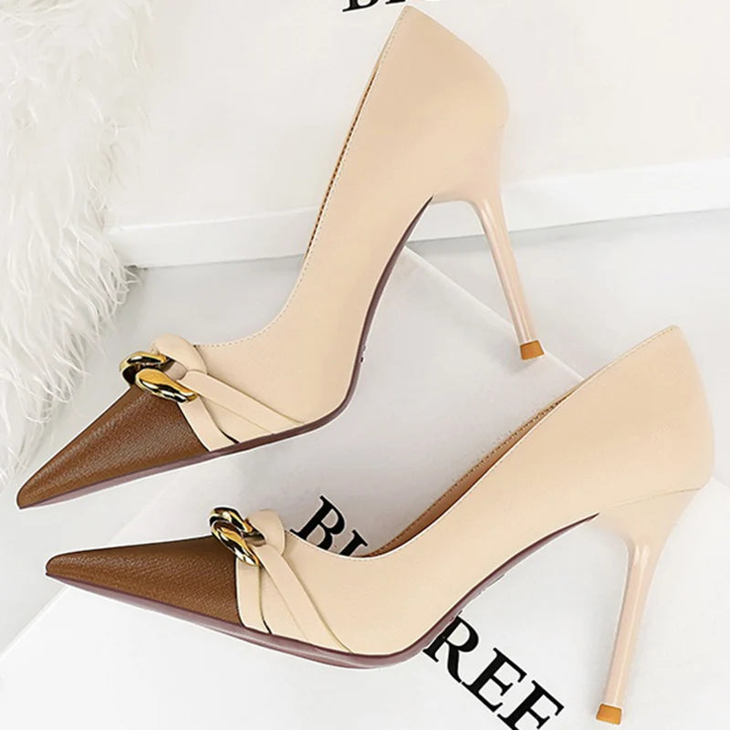Funki Findz | Shoes | Women's Two Toned Buckle Toe Pumps