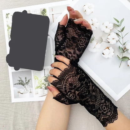 Funki Findz | Gloves | Women's Gothic Fingerless Lace Gloves