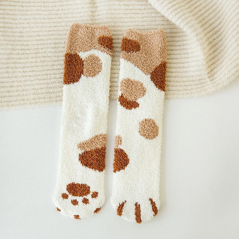 Funki Findz | Socks | Unisex Fuzzy Warm Paw Print Socks 6 Pcs