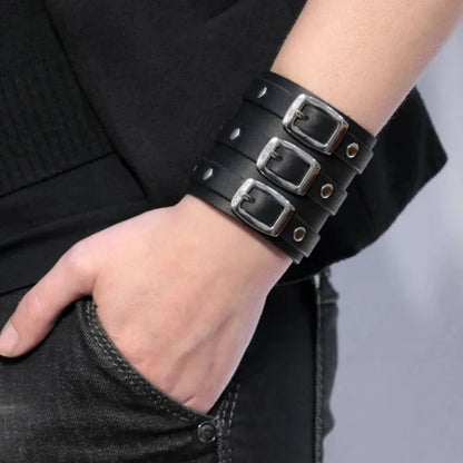 Funki Findz | Bracelets | Unisex Leather Buckle Clip Wristbands