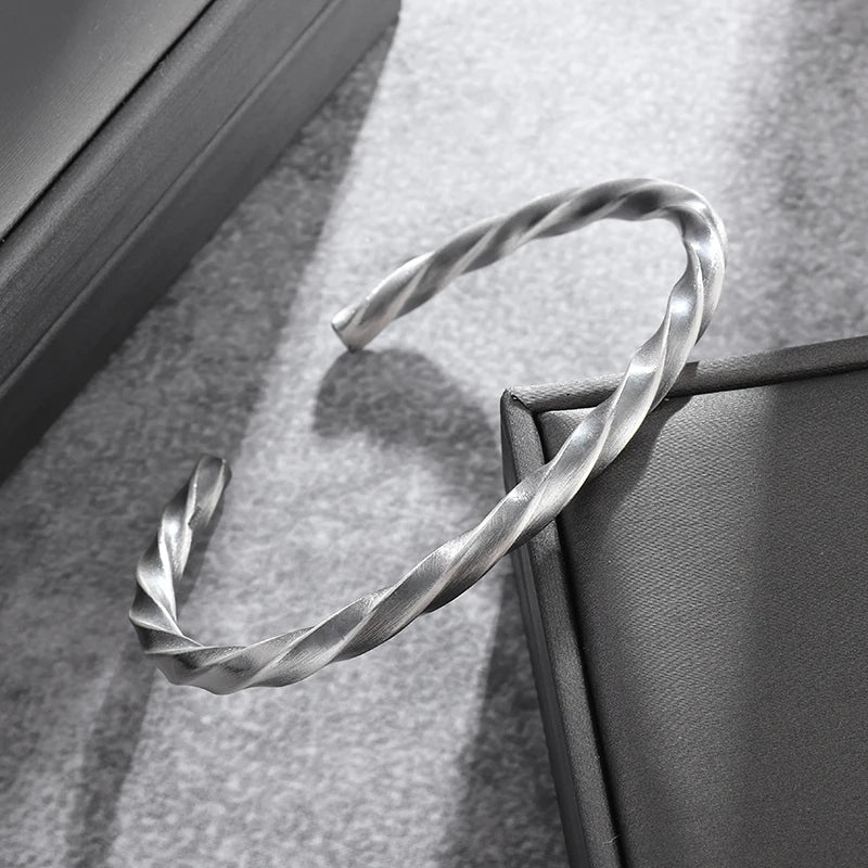 Funki Findz | Bracelets | Men's Women's Nordic Twisted Bangle
