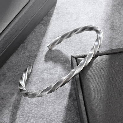 Funki Findz | Bracelets | Men's Women's Nordic Twisted Bangle