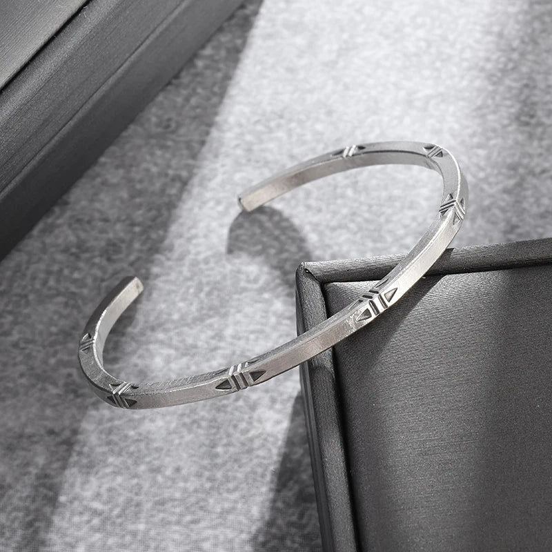 Funki Findz | Bracelets | Men's Women's Geometric Bangle