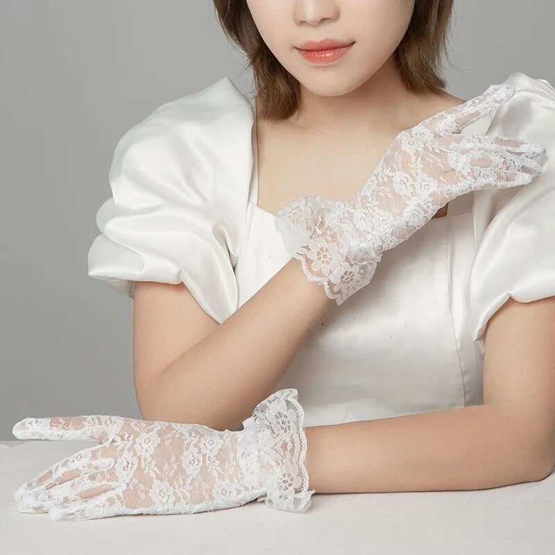 Funki Findz | Gloves | Women's Gothic Fingerless Lace Gloves