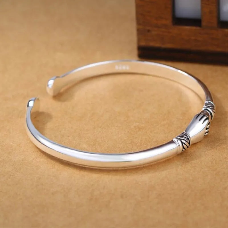 Funki Findz | Bracelets | Men's Women's Silver Hand Hug Bangle