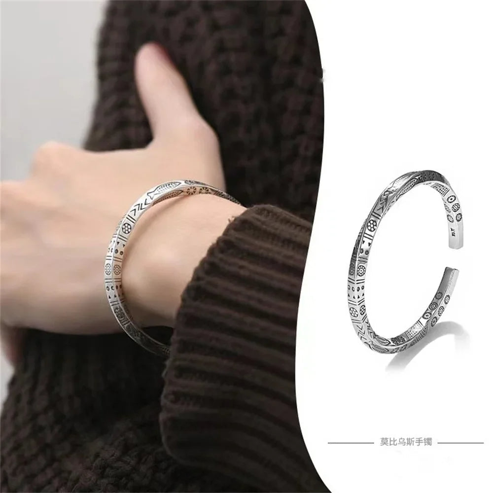 Funki Findz | Bracelets | Men's Women's Geometric Twist Band