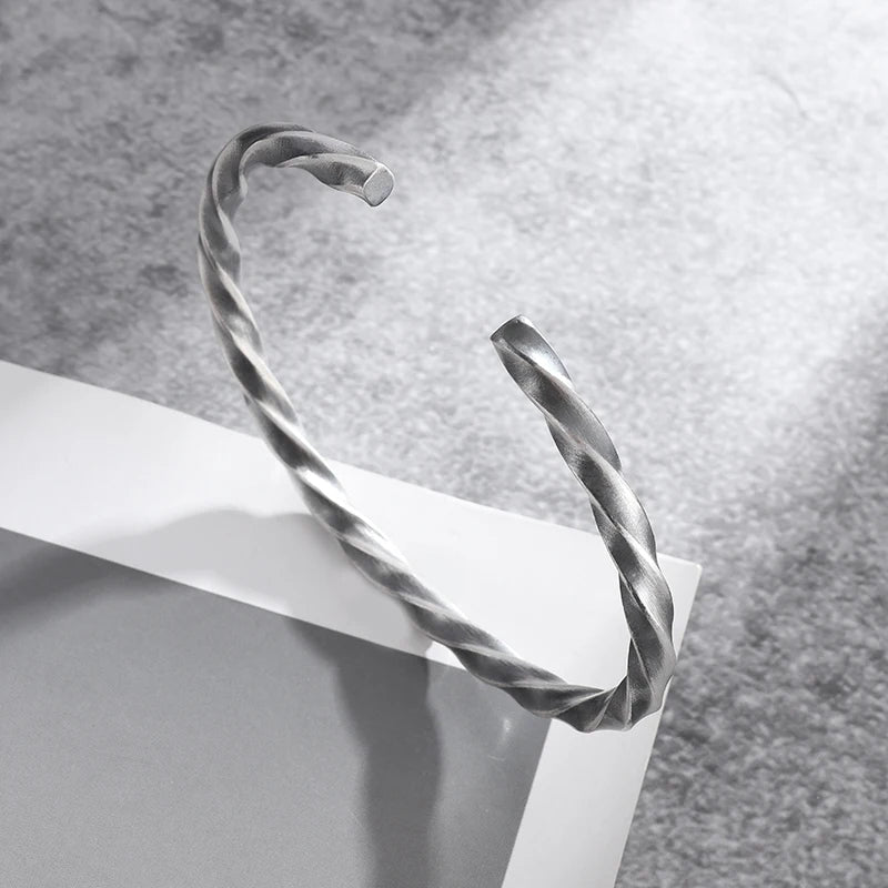 Funki Findz | Bracelets | Men's Women's Nordic Twisted Bangle