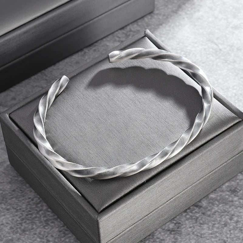 Funki Findz | Bracelets | Men's Women's Nordic Twisted Bangle