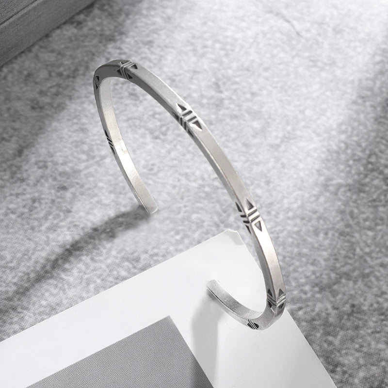 Funki Findz | Bracelets | Men's Women's Geometric Bangle