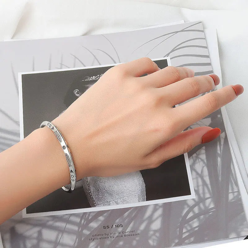 Funki Findz | Bracelets | Men's Women's Fish Symbol Bangle