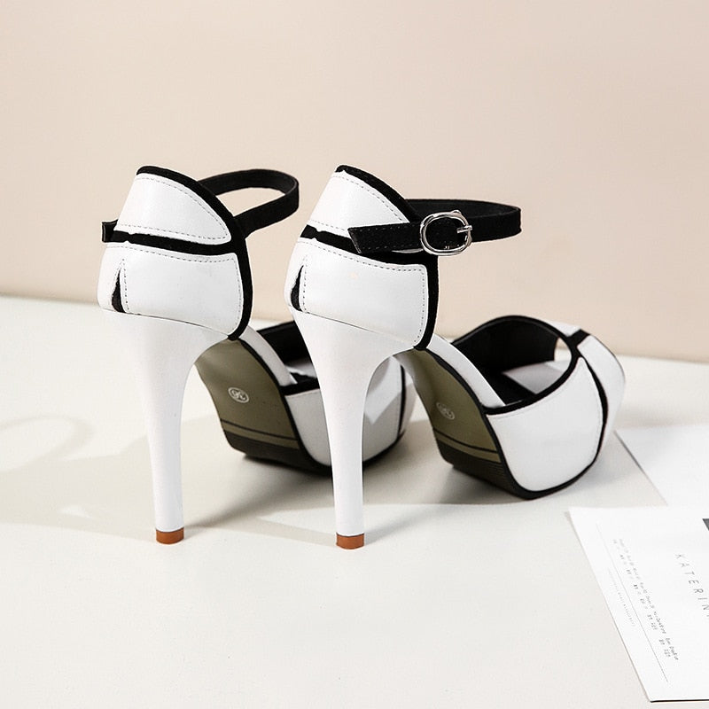 Funki Findz | Shoes | Women's Elegant High Fashion Sandals