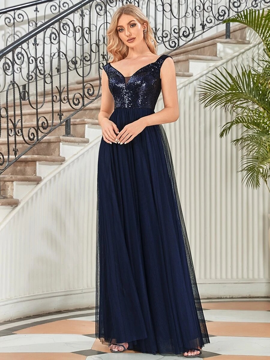 Funki Findz | Dresses | Women's Elegant Long Evening Dress
