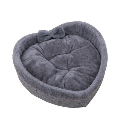 Funki Findz | Pet Beds | Cat Bed | Heart-shaped Cozy Cat Bed