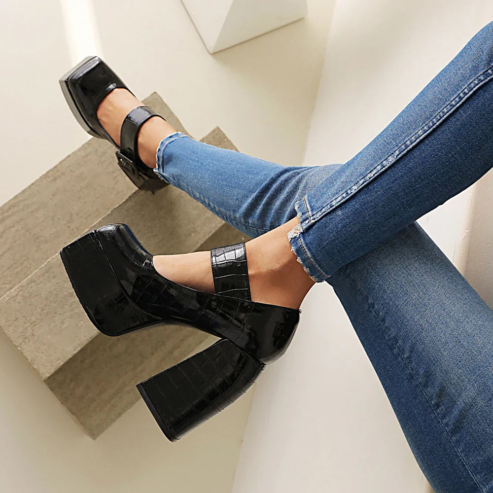 Funki Findz | Shoes | Women's Stone Pattern High-Heel Platform