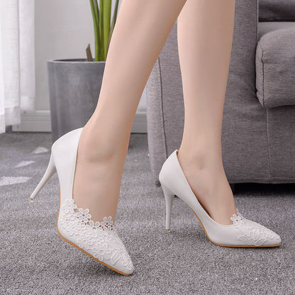 Funki Findz | Shoes | Women's White Lace Flower Wedding Shoe