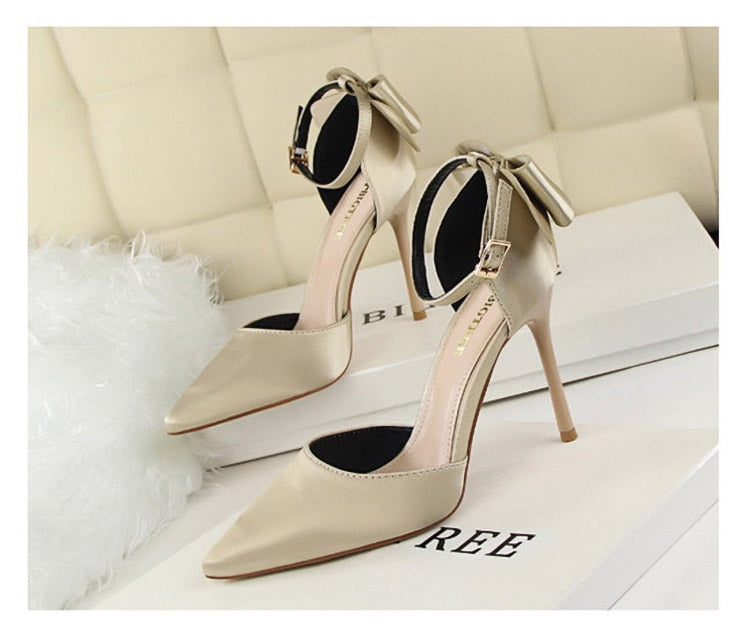 Funki Findz | Shoes | Women's Elegant Silk Bow Stiletto Pumps