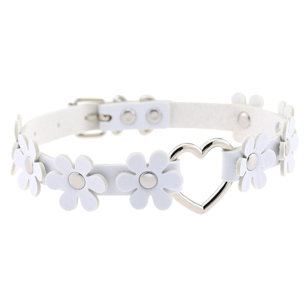 Funki Findz | Necklaces | Women's Sweet Flower Heart Choker