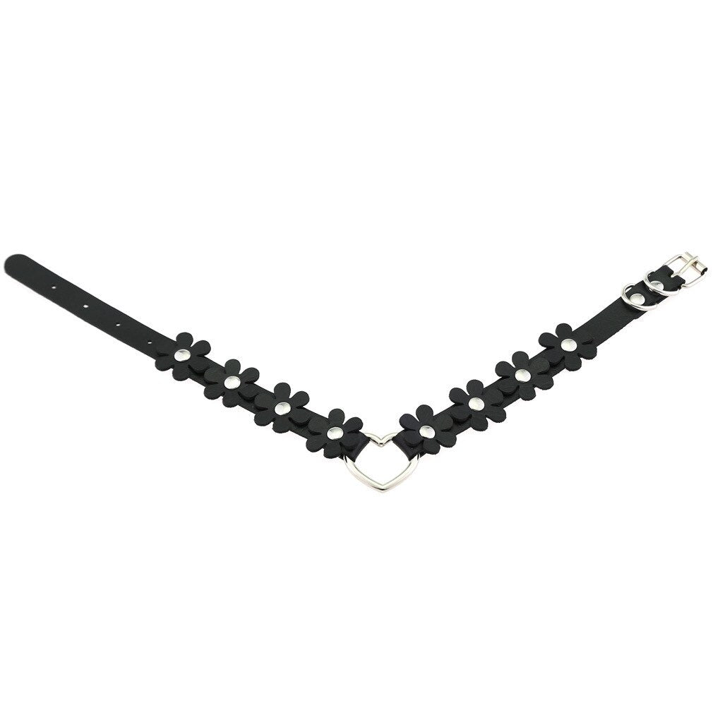 Funki Findz | Necklaces | Women's Sweet Flower Heart Choker