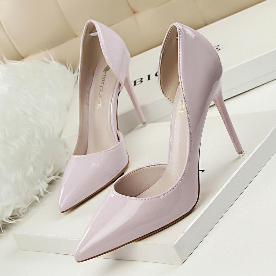 Funki Findz | Shoes | Women's Elegant Pointed Toe Bridal Stiletto