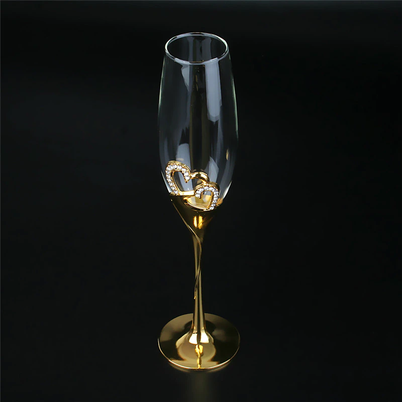 Funki Findz | Glasses | Wedding Champagne Flutes | Gold Heart