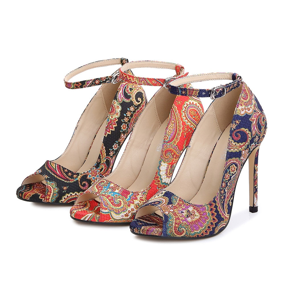 Funki Findz | Shoes | Women's High Heel Paisley Pumps