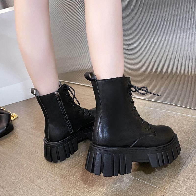 Funki Findz | Boots | Women's Gothic Punk Chunky Platform Boot