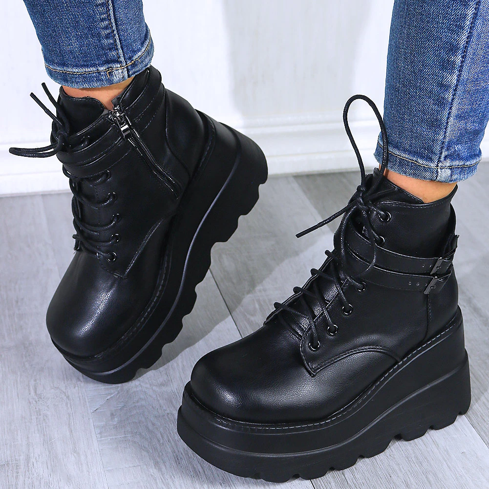 Funki Findz | Boots | Women's High Platform Buckle Ankle Boots