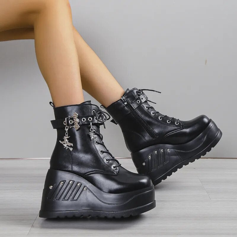 Funki Findz | Boots | Women's Punk Chunky Platform Creepers
