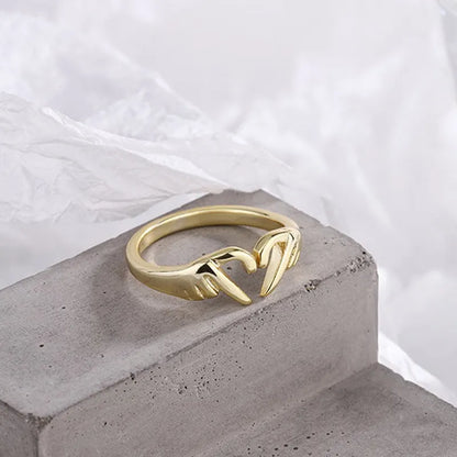 Funki Findz | Rings | Women's Love Heart Hand Gesture Ring