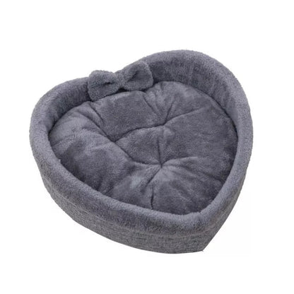 Funki Findz | Pet Beds | Cat Bed | Heart-shaped Cozy Cat Bed