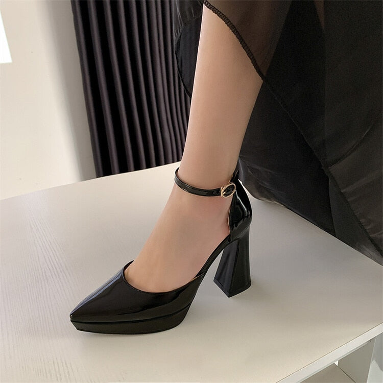 Funki Findz | Shoes | Women's Formal Dress Shoes | Spool Heel