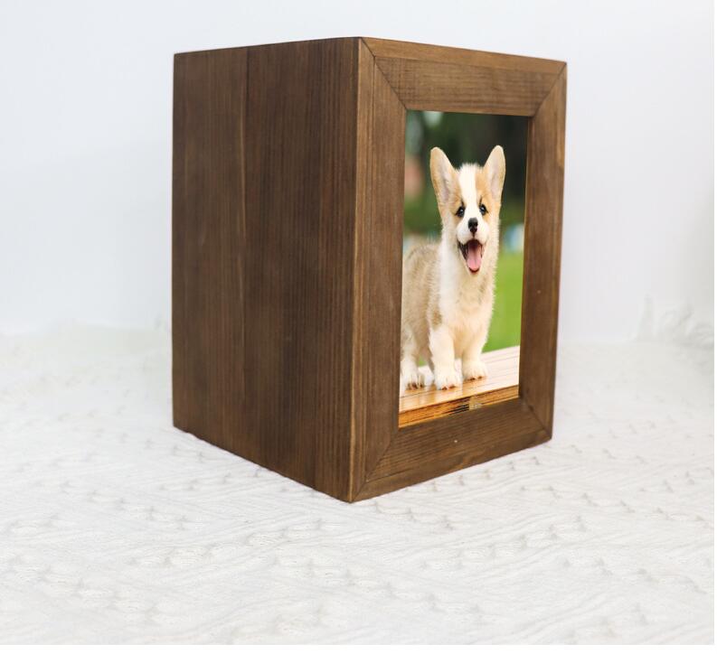 Funki Findz | Cremation Urns | Pet Memorial Wooden Photo Urn