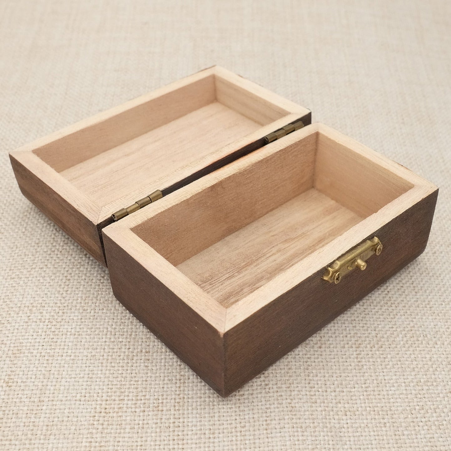 Funki Findz | Cremation Urns | Custom Pet Ashes Wooden Urns