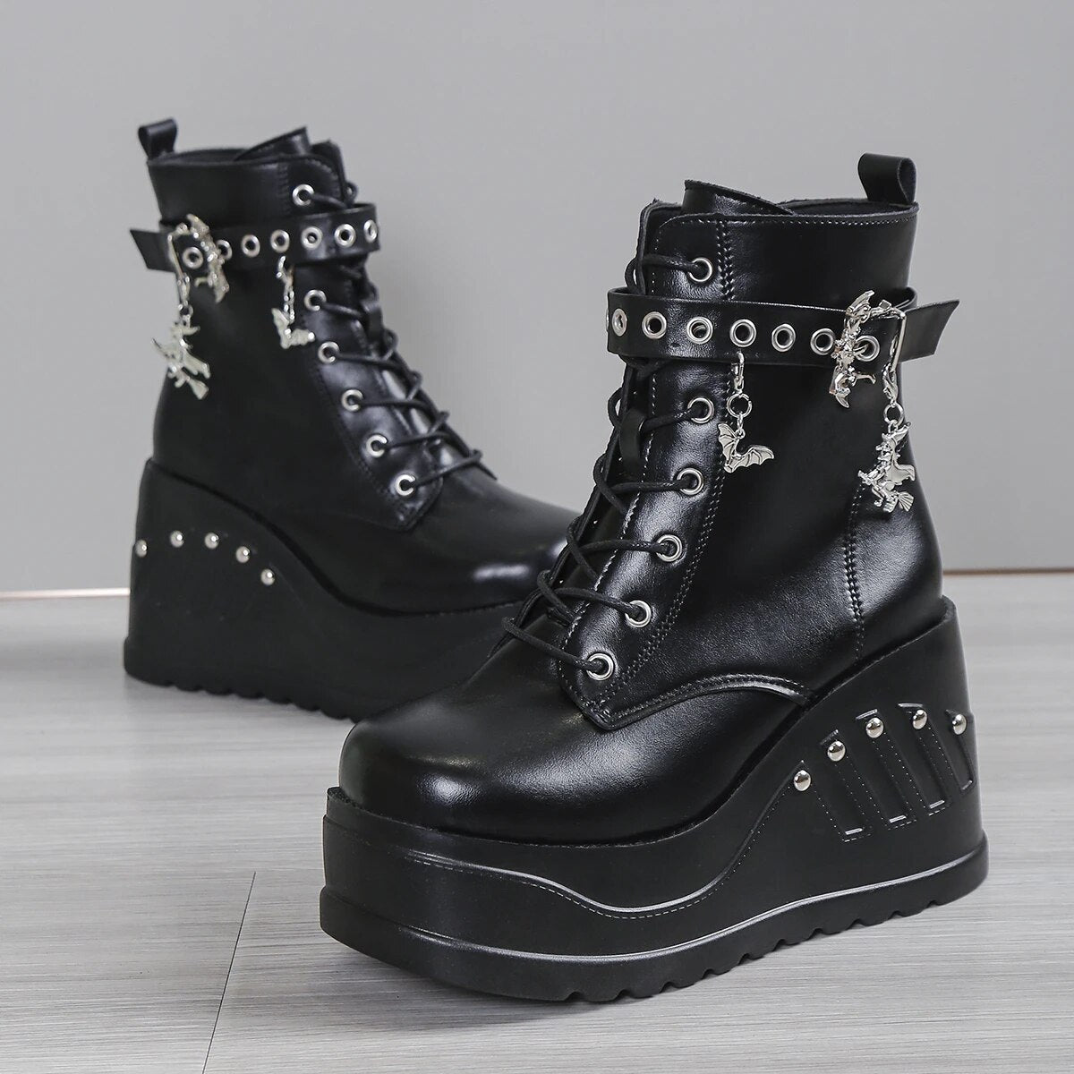 Funki Findz | Boots | Women's Punk Chunky Platform Creepers