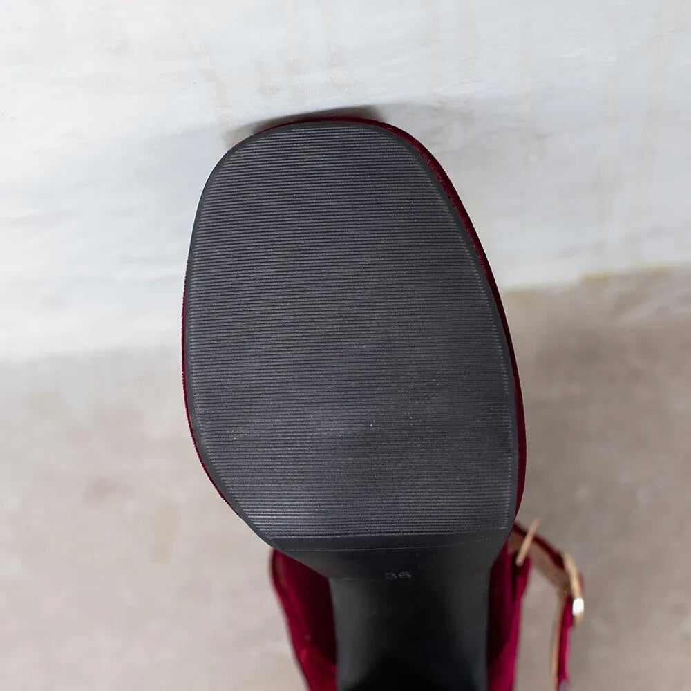 Funki Findz | Shoes | Women's Luxury Velour Mary Jane Pumps