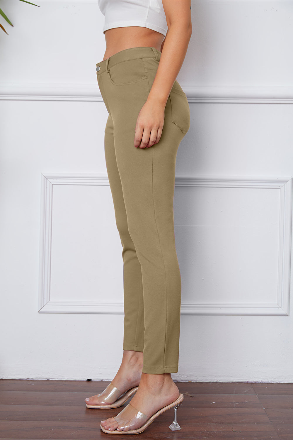 Funki Findz | Pants | Women's Stretchy 3/4 Cropped Pants