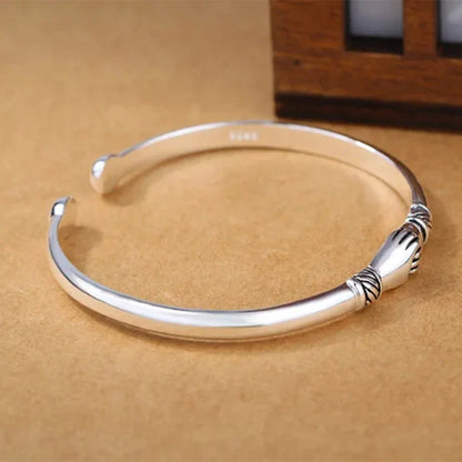 Funki Findz | Bracelets | Men's Women's Silver Hand Hug Bangle