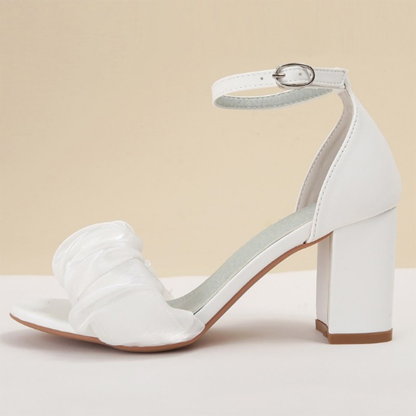 Funki Findz | Shoes | Women's Pretty Flower Wedding Sandals