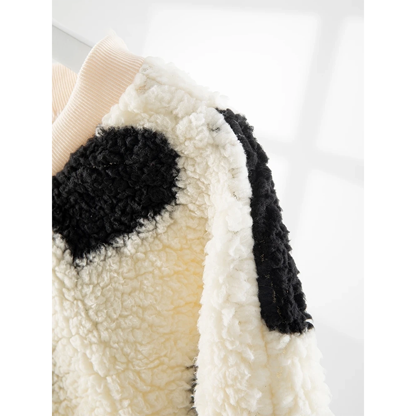 Funki Findz | Sweaters | Women's Plush Fuzzy Heart Pullover