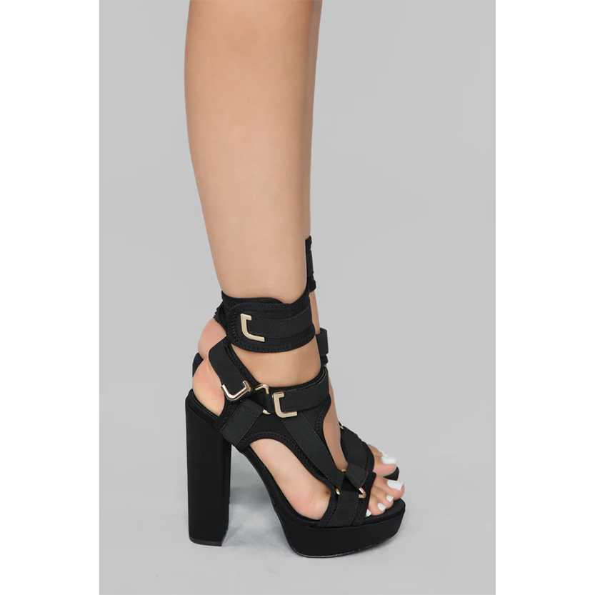 Funki Findz | Shoes | Women's Chunky Heel Strappy Sandals