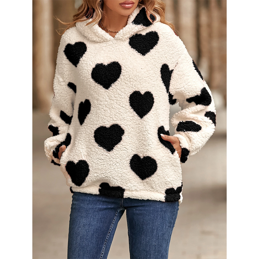 Funki Findz | Sweaters | Women's Fuzzy Heart Pocketed Hoodie