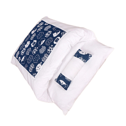 Funki Findz | Pet Beds | Cat Sleeping Bag | Japanese Cat Bed