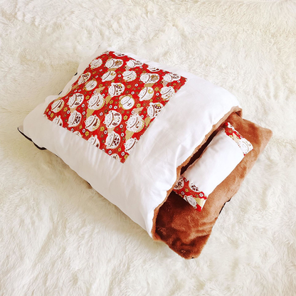 Funki Findz | Pet Beds | Cat Sleeping Bag | Japanese Cat Bed