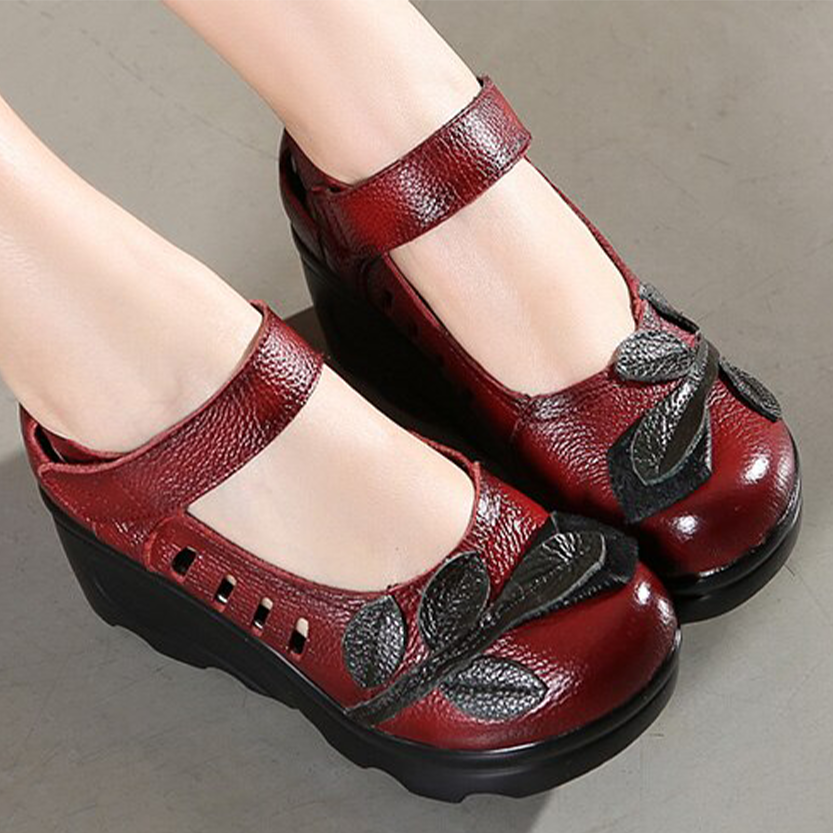 Funki Findz | Shoes | Women's Designer Leather Gothic Pumps