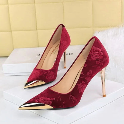 Funki Findz | Shoes | Women's Metal Toe Embroidered Pumps