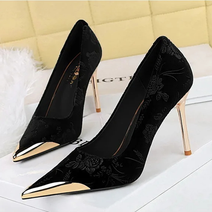 Funki Findz | Shoes | Women's Metal Toe Embroidered Pumps
