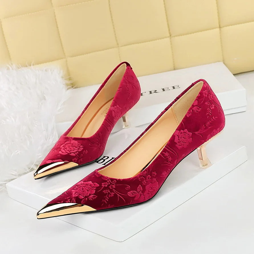 Funki Findz | Shoes | Women's Metal Toe Embroidered Pumps