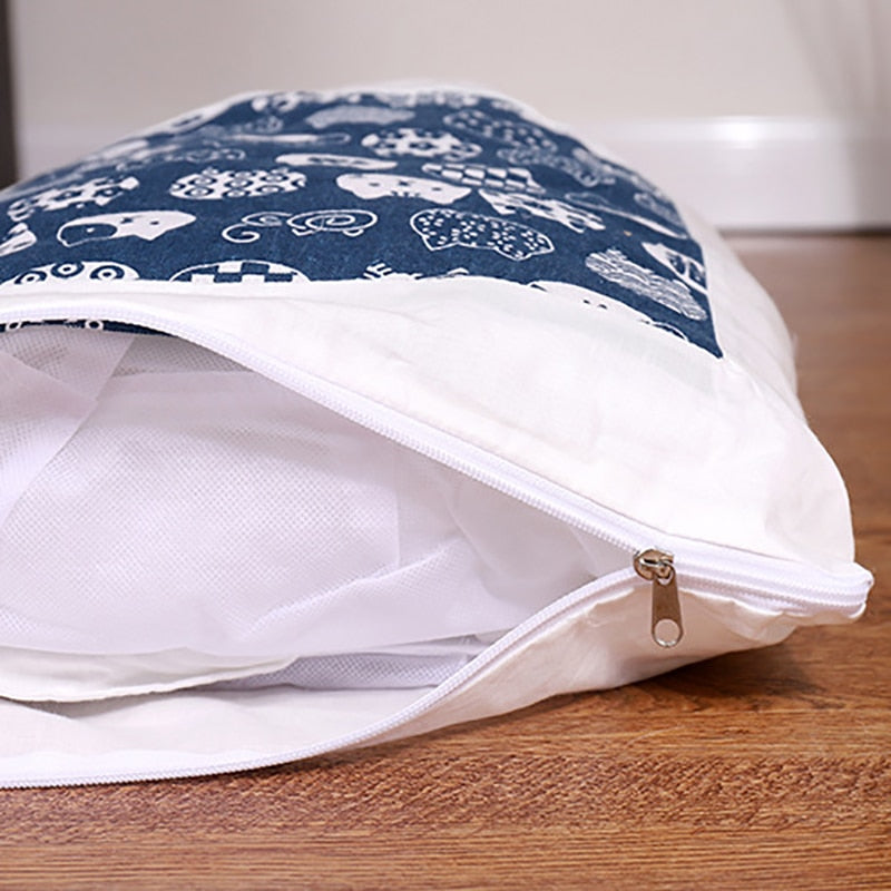 Funki Findz | Pet Beds | Cat Sleeping Bag | Japanese Patterned