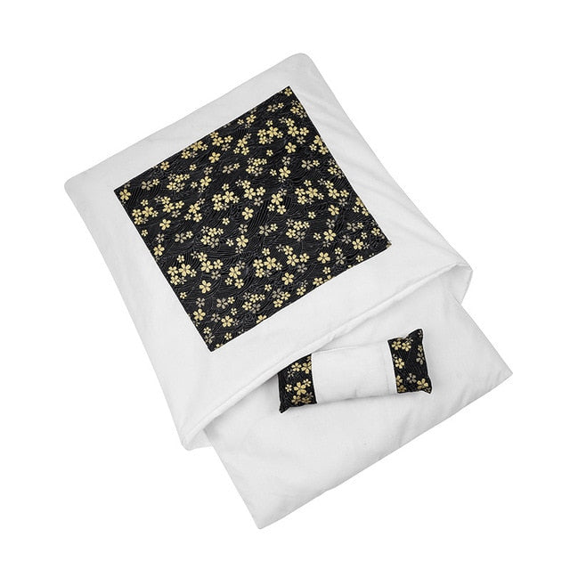 Funki Findz | Pet Beds | Cat Sleeping Bag | Japanese Cat Bed